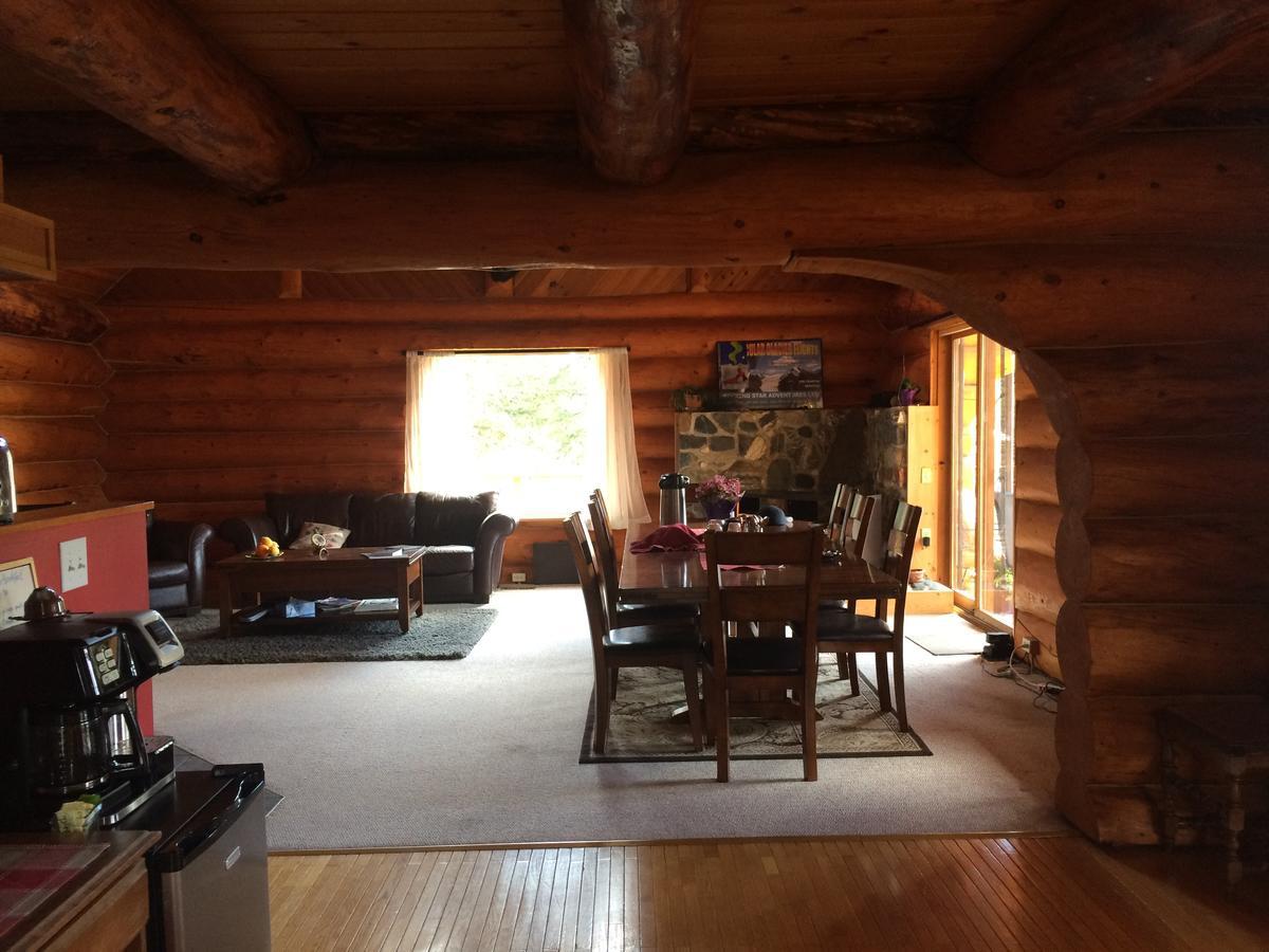 Mount Logan Ecolodge Haines Junction Exterior photo