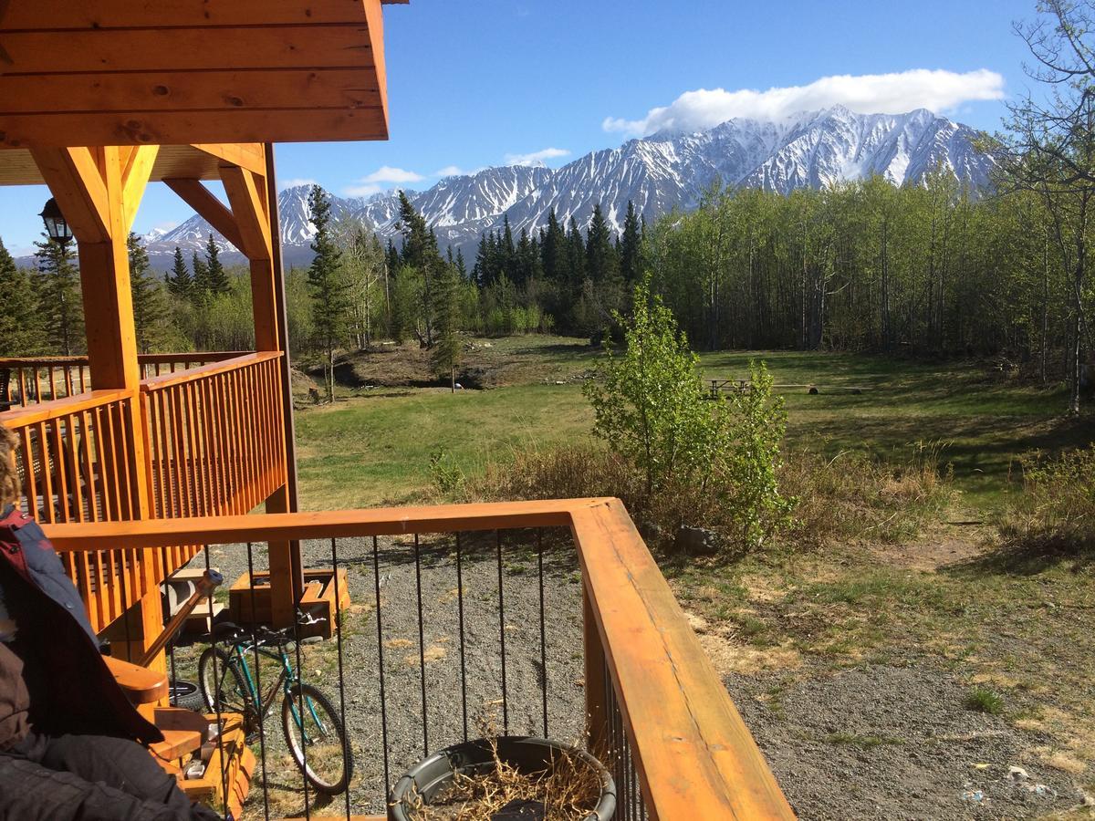 Mount Logan Ecolodge Haines Junction Exterior photo